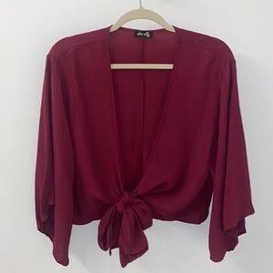 Dee Elly Tie Crop-top